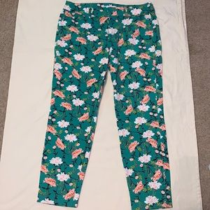 Old Navy Pixie Mid-Rise Pants